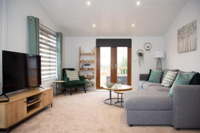 3 Bedroom lodge with hot tub